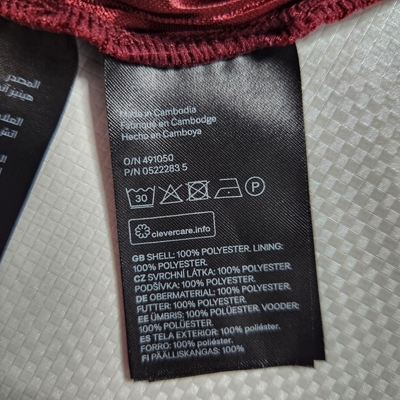H&M  Burgundy Pleated Strappy Top - Picture 6 of 6